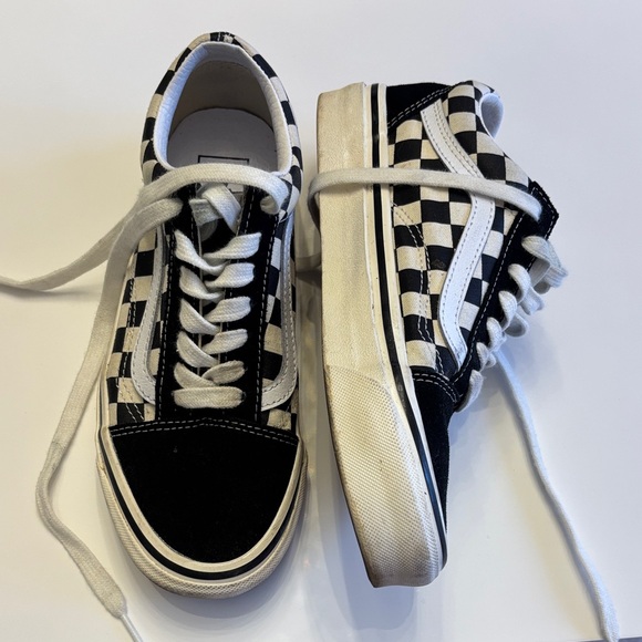 Vans Black and White Checkered Sneakers - Picture 2 of 4